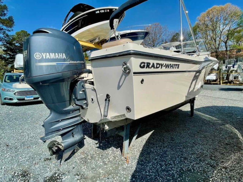 2013 Grady-White 205 Freedom
