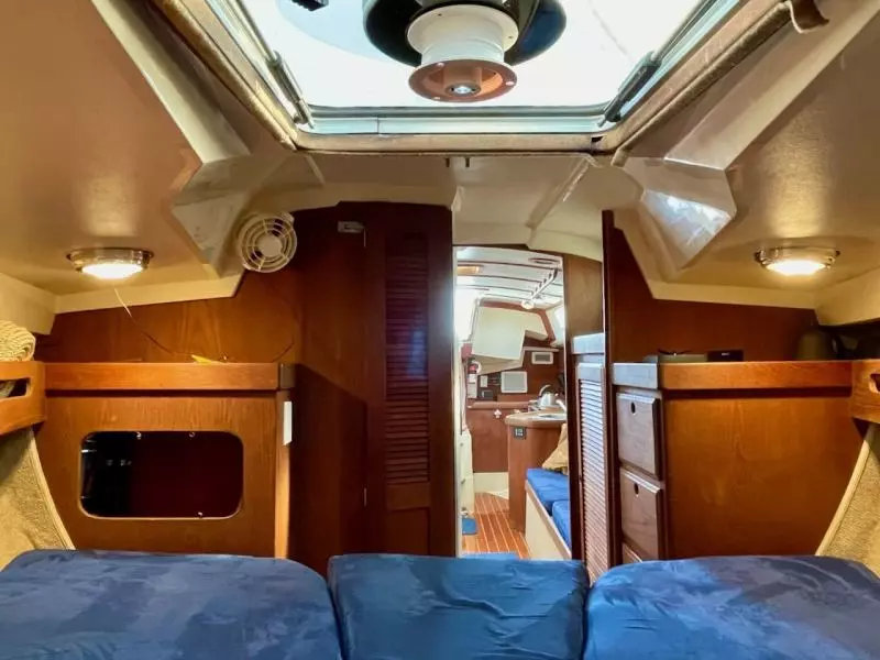 Raven 33ft CAL Yacht For Sale