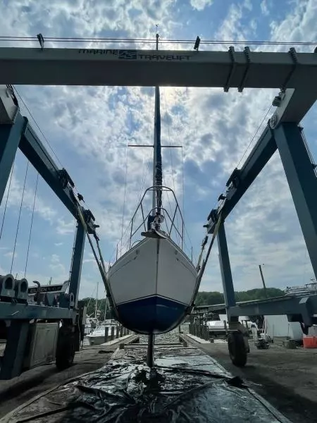 Raven 33ft CAL Yacht For Sale