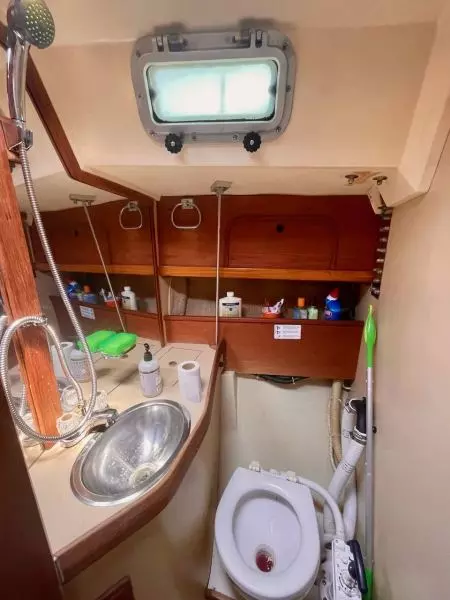 Raven 33ft CAL Yacht For Sale