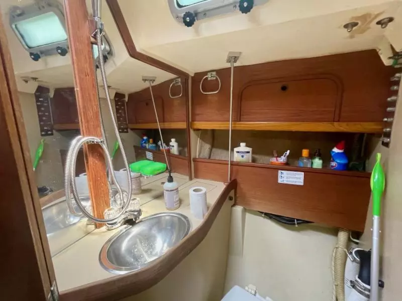 Raven 33ft CAL Yacht For Sale