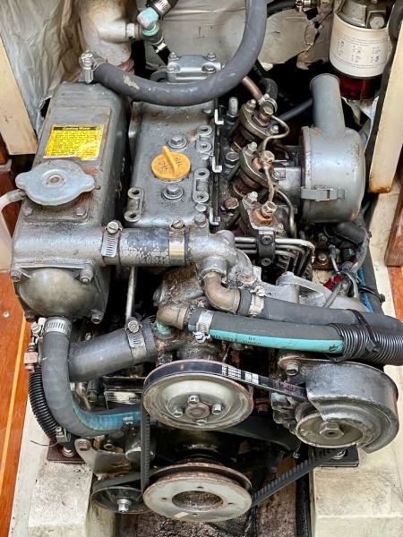 1985 CAL 33