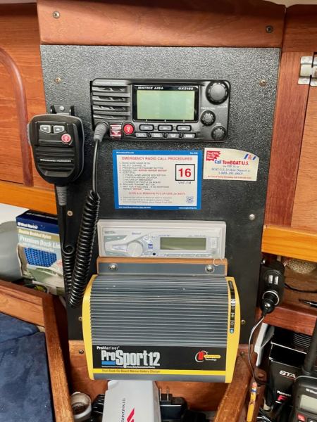 1985 CAL 33