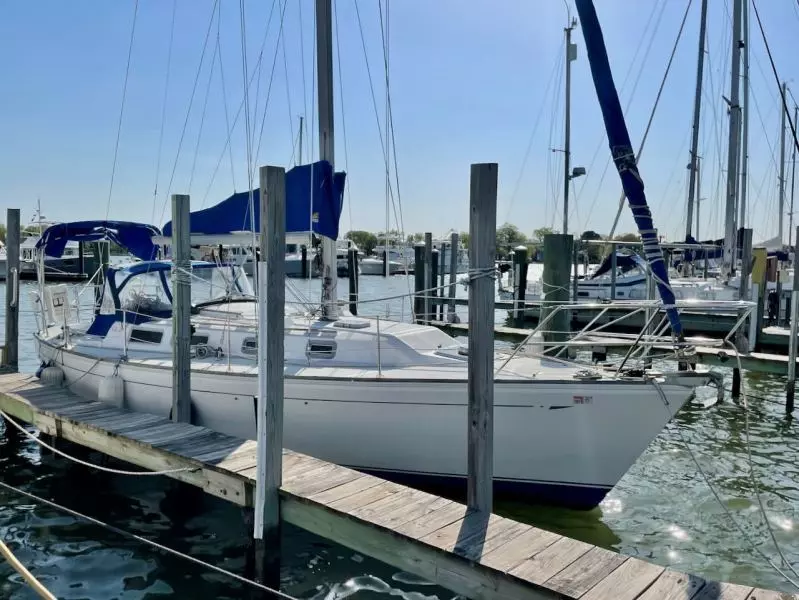 Raven 33ft CAL Yacht For Sale