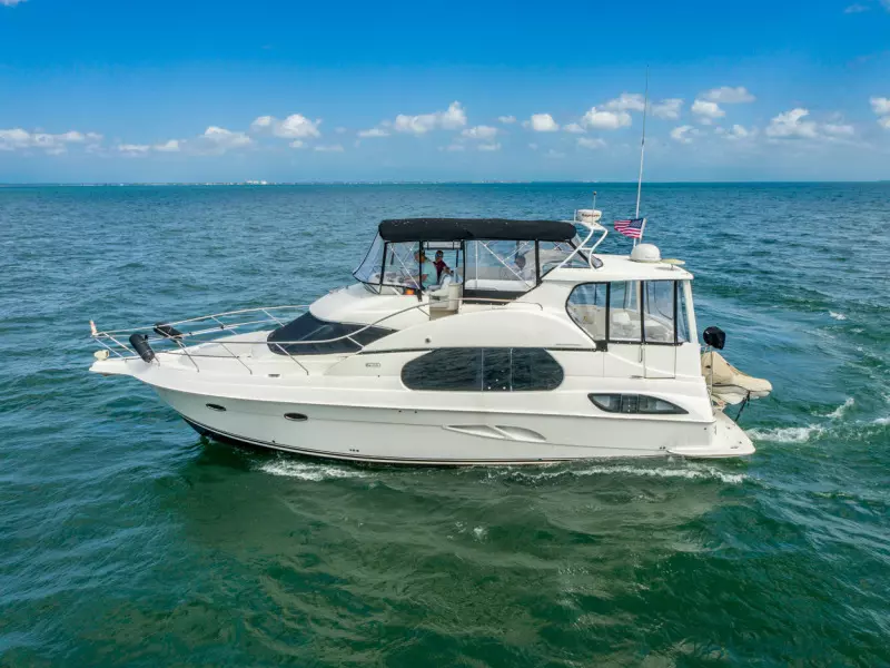 Silverton 43 Motor Yacht