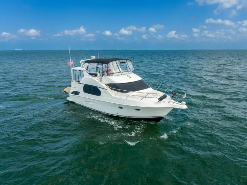 2004 Silverton 43 Motor Yachts