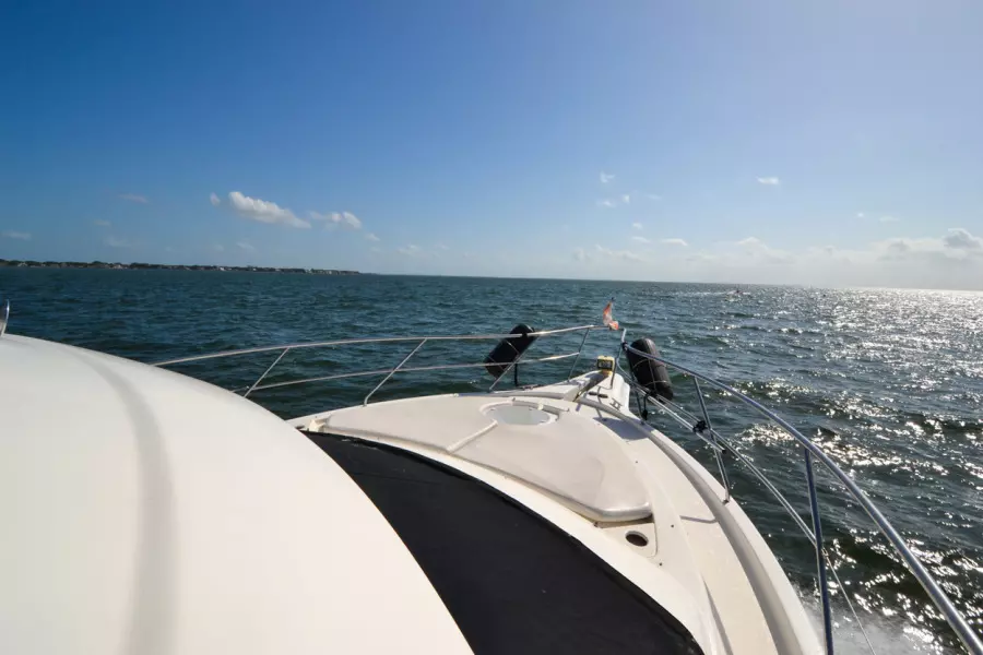 2004 Silverton 43 Motor Yachts