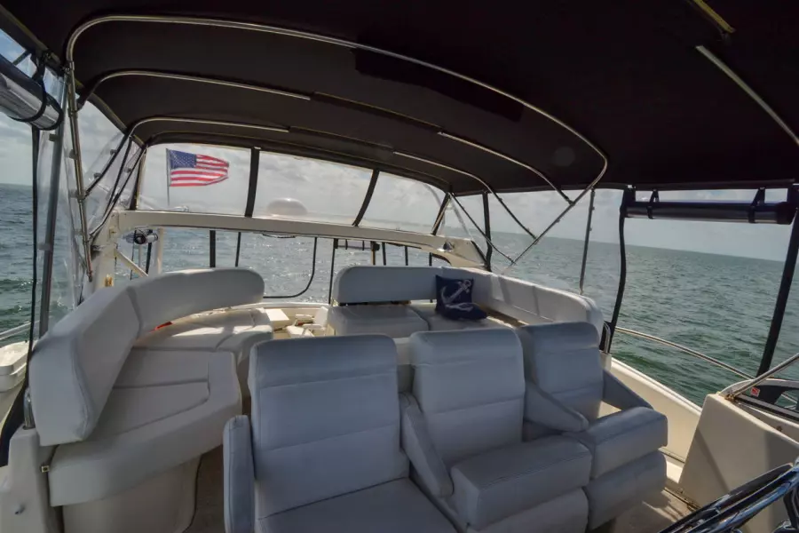 2004 Silverton 43 Motor Yachts