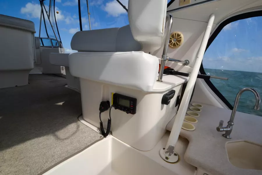 2004 Silverton 43 Motor Yachts
