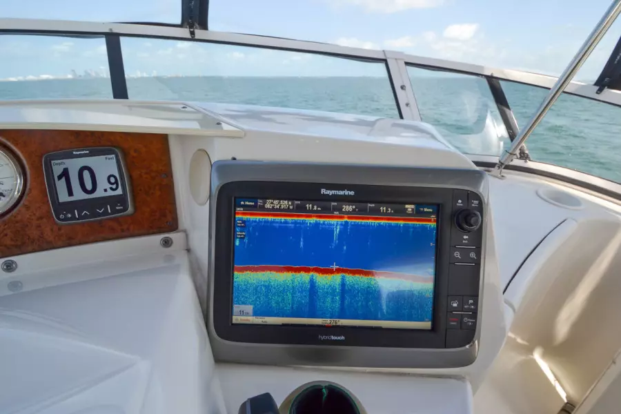 2004 Silverton 43 Motor Yachts