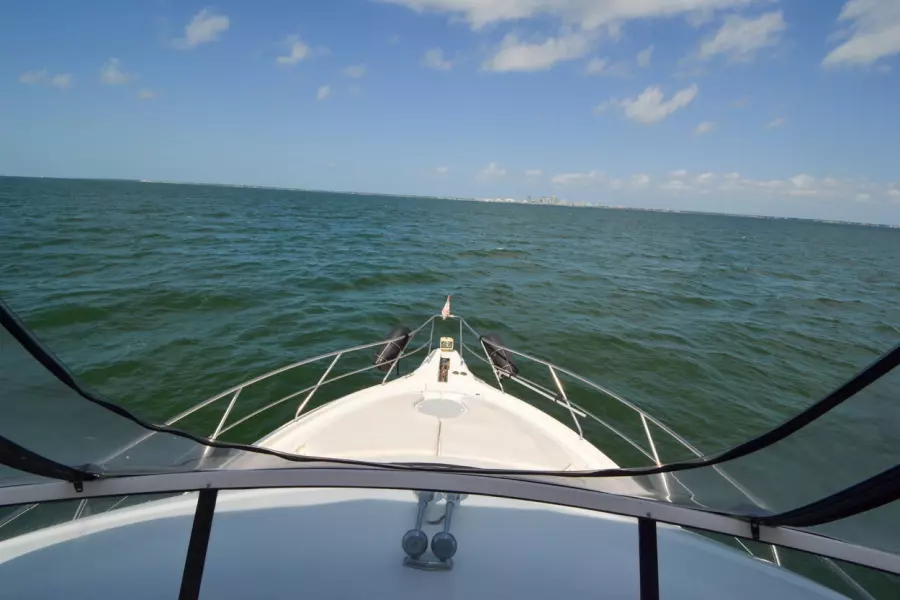 2004 Silverton 43 Motor Yachts