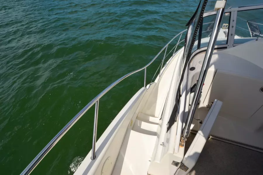 2004 Silverton 43 Motor Yachts