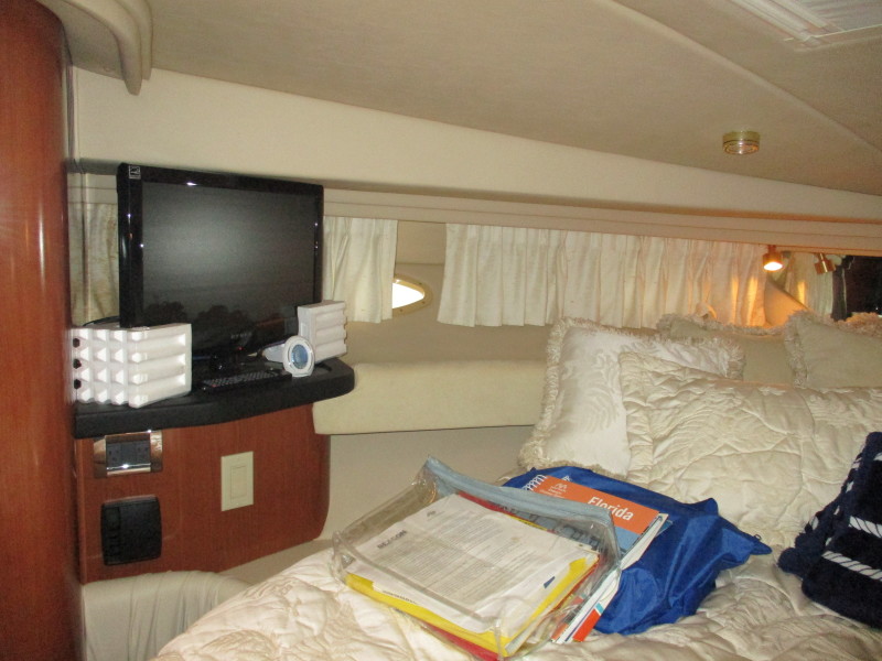 2002 Sea Ray Express Cruiser 410