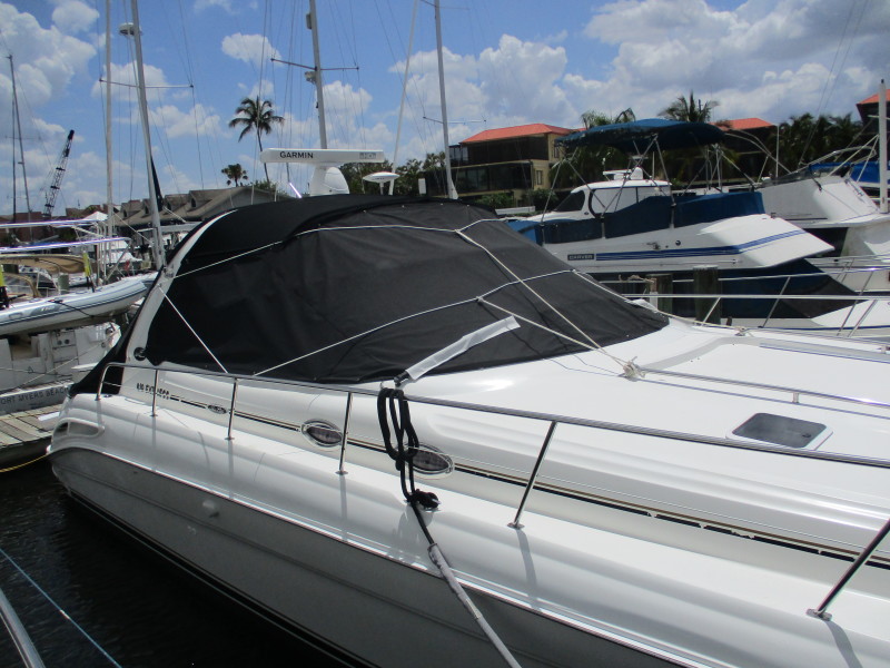 2002 Sea Ray Express Cruiser 410