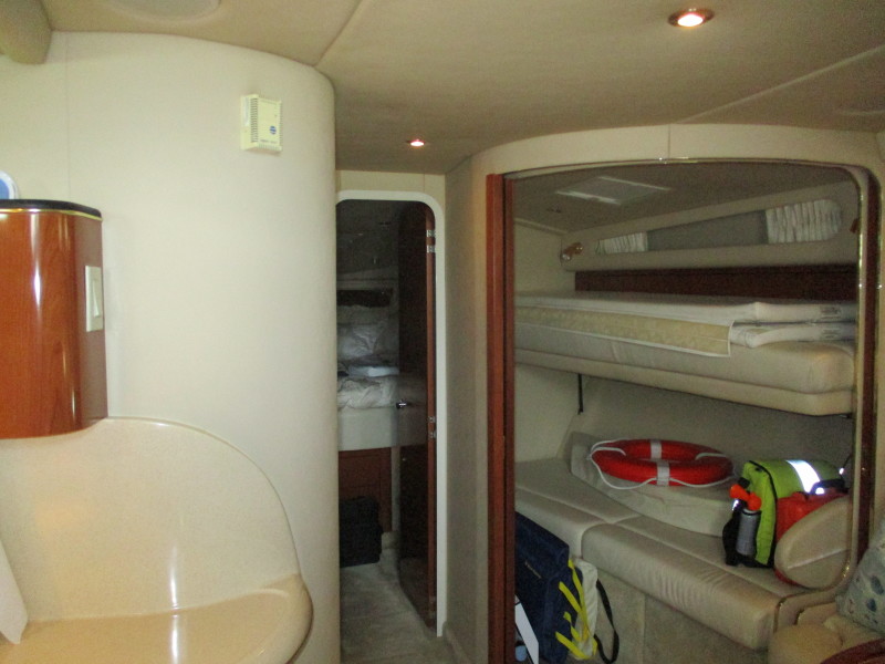 2002 Sea Ray Express Cruiser 410