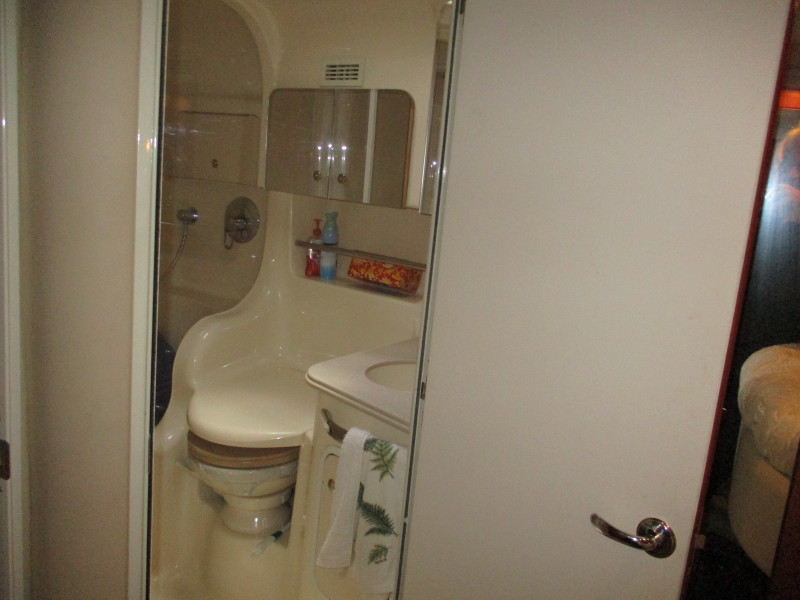 2002 Sea Ray Express Cruiser 410