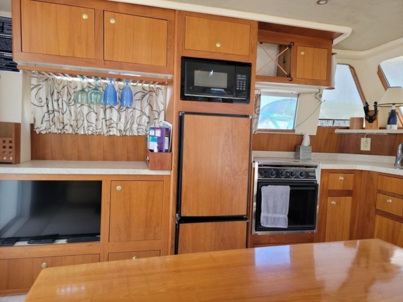 2000 Mainship 390