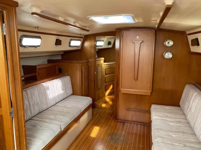 saloon looking forward