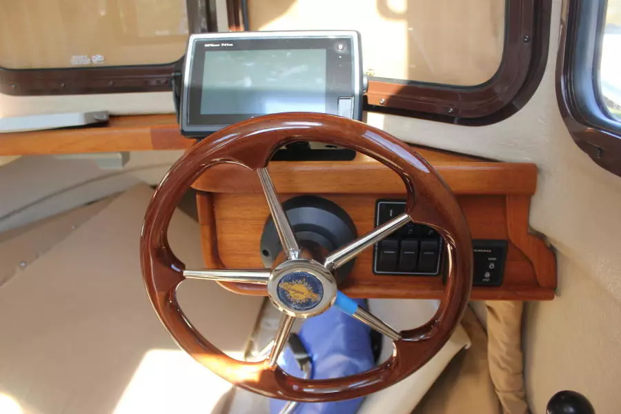 2016 Ranger Tugs R-21EC