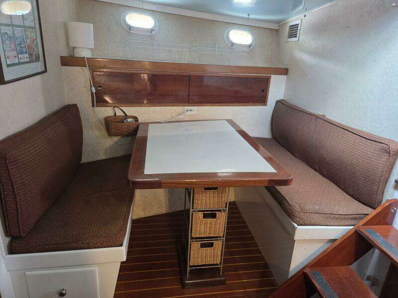 Windrush 55ft Trumpy Yacht For Sale