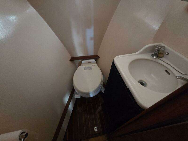 Windrush 55ft Trumpy Yacht For Sale