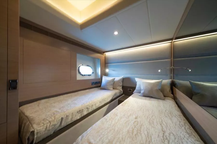 VALIANT 81ft Horizon Yacht For Sale