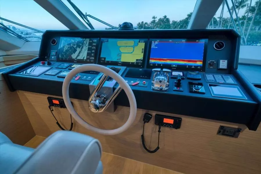 VALIANT 81ft Horizon Yacht For Sale