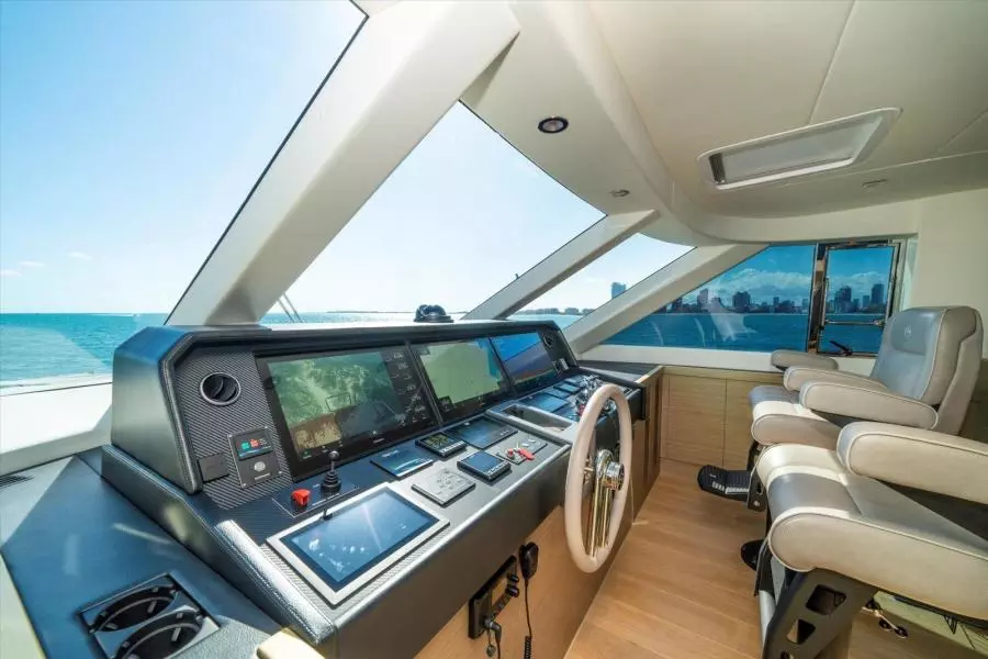 VALIANT 81ft Horizon Yacht For Sale