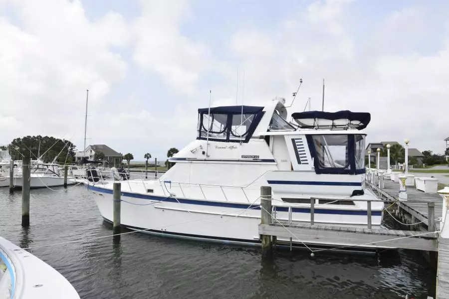 Current Affair 42ft Jefferson Yacht For Sale