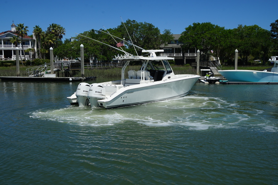 Pursuit 32 - Claytime II - starboard profile