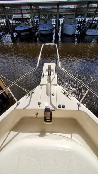 2009 Mainship 34