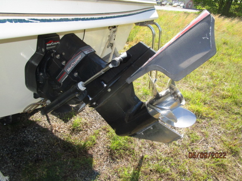 25' Maxum outdrive1