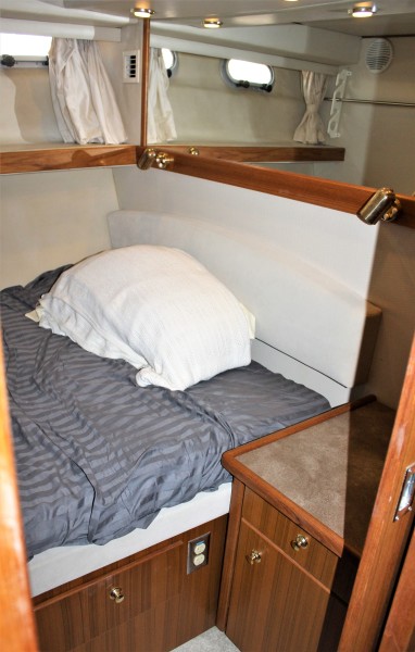 2001 Bayliner 4788