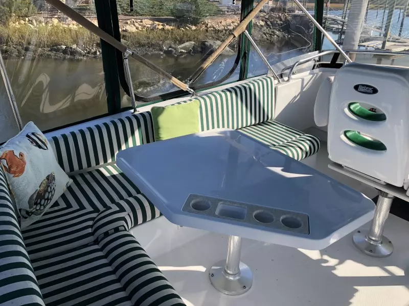 2000 Mainship 430