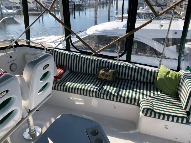 2000 Mainship 430