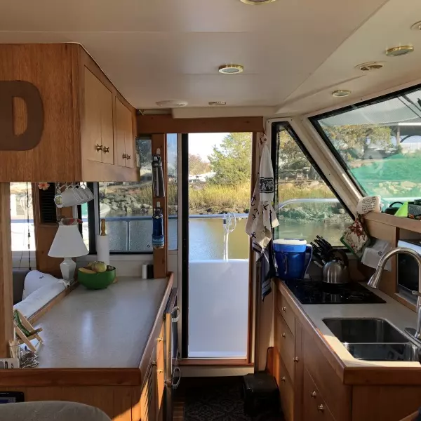 2000 Mainship 430