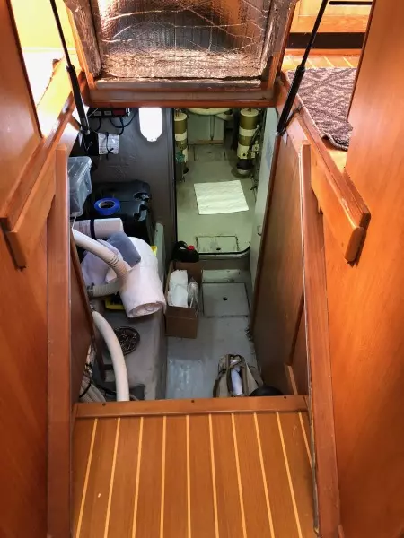 2000 Mainship 430