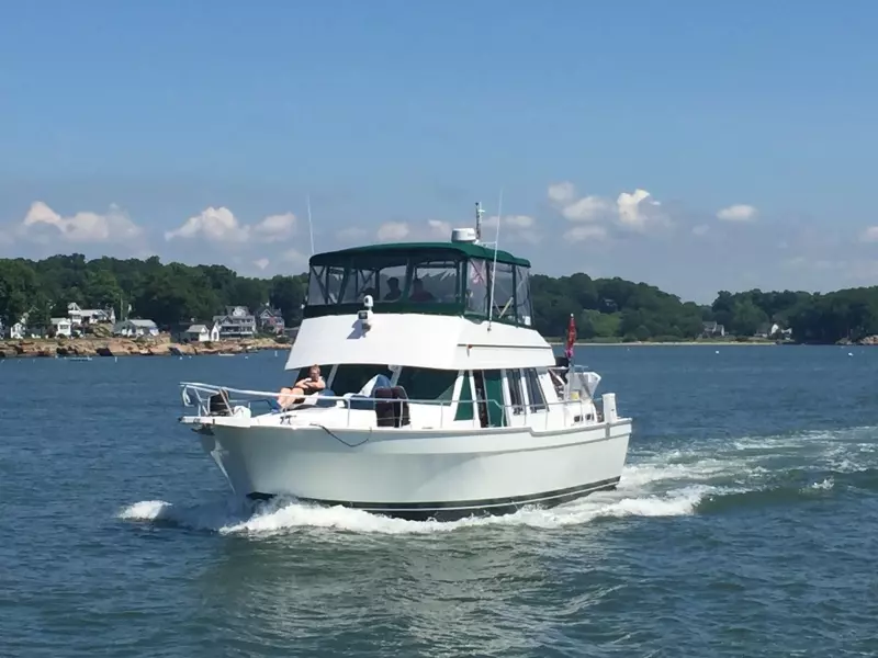 2000 Mainship 430