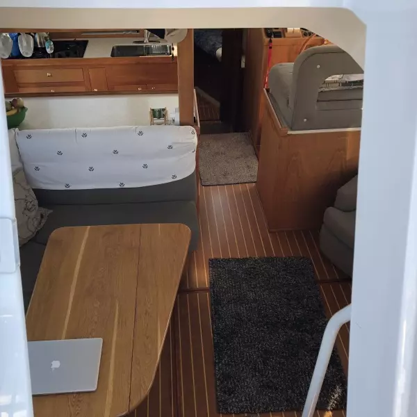2000 Mainship 430