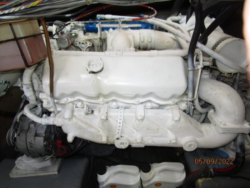 38' Wilbur starboard main engine