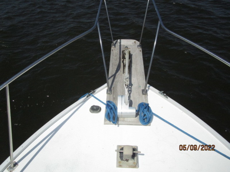38' Wilbur anchor windlass