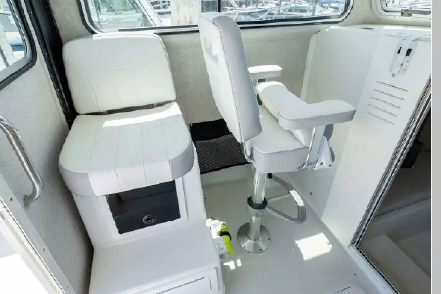2021 Parker 2820 XLD Sport Cabin