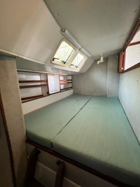 46 Aisling Gheal 2001 Endeavour 36 TrawlerCat Forward Berth