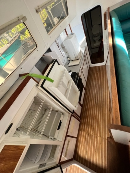 39 Aisling Gheal 2001 Endeavour 36 TrawlerCat Galley 1