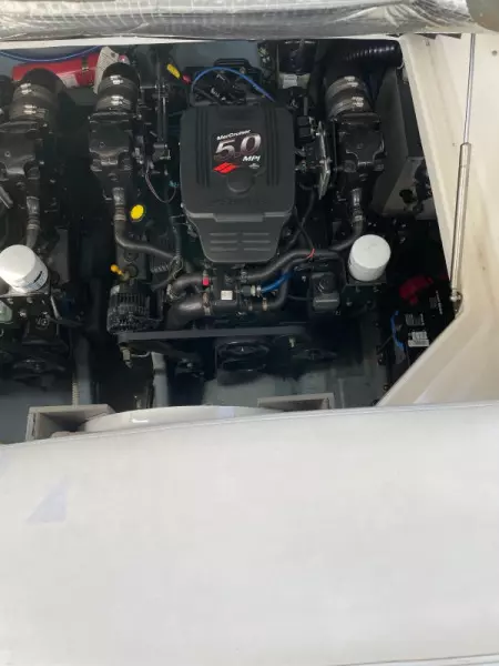 28ft Sea Ray Yacht For Sale