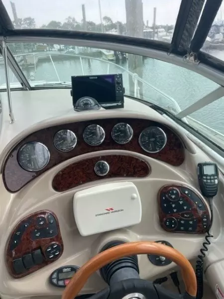 28ft Sea Ray Yacht For Sale