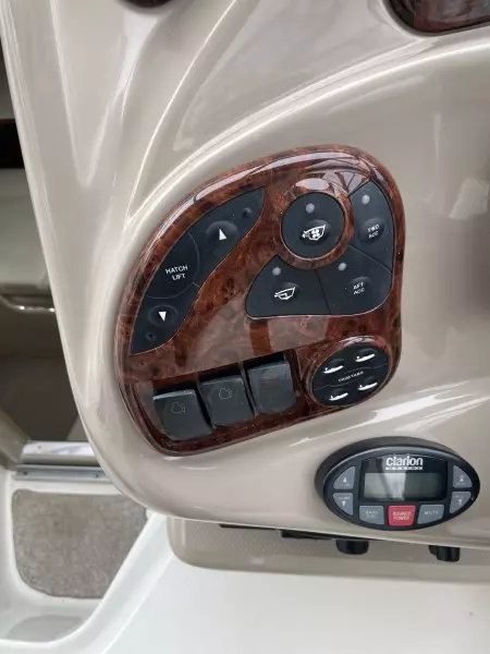 28ft Sea Ray Yacht For Sale