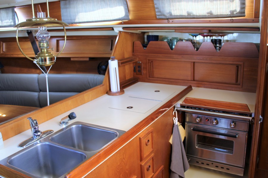 1987 Pearson 36-2