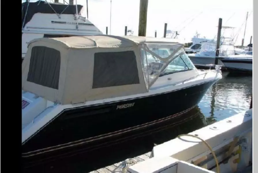 2003 Pursuit 26 LS