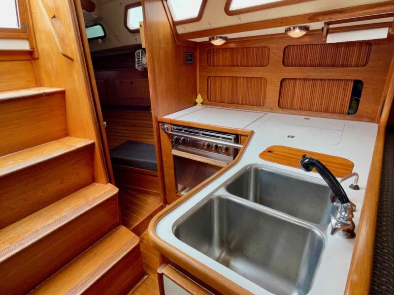 1988 Sabre 38 MK II